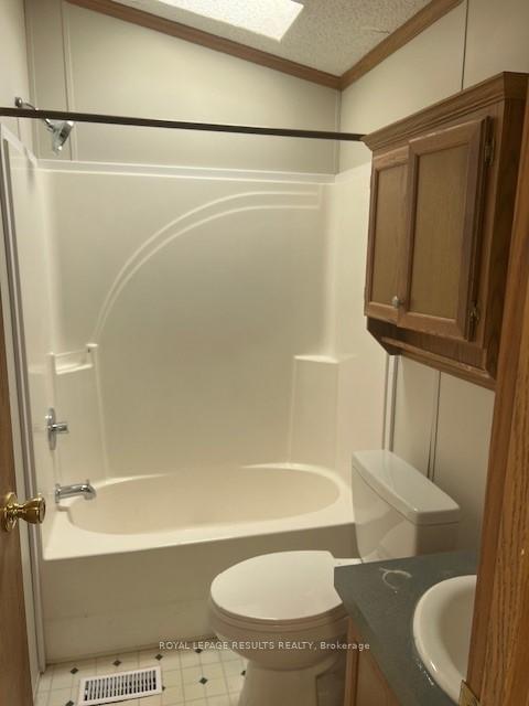 Photo 5 of Unit 4, 33 Pitt Street, Bayham, Port Burwell — HOMEH