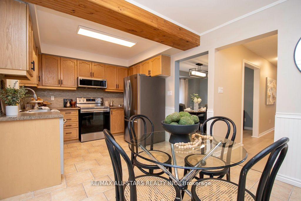 Photo 16 of 180 Sandringham Drive, Clarington, Courtice — HOMEH