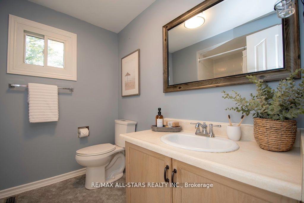 Photo 24 of 180 Sandringham Drive, Clarington, Courtice — HOMEH
