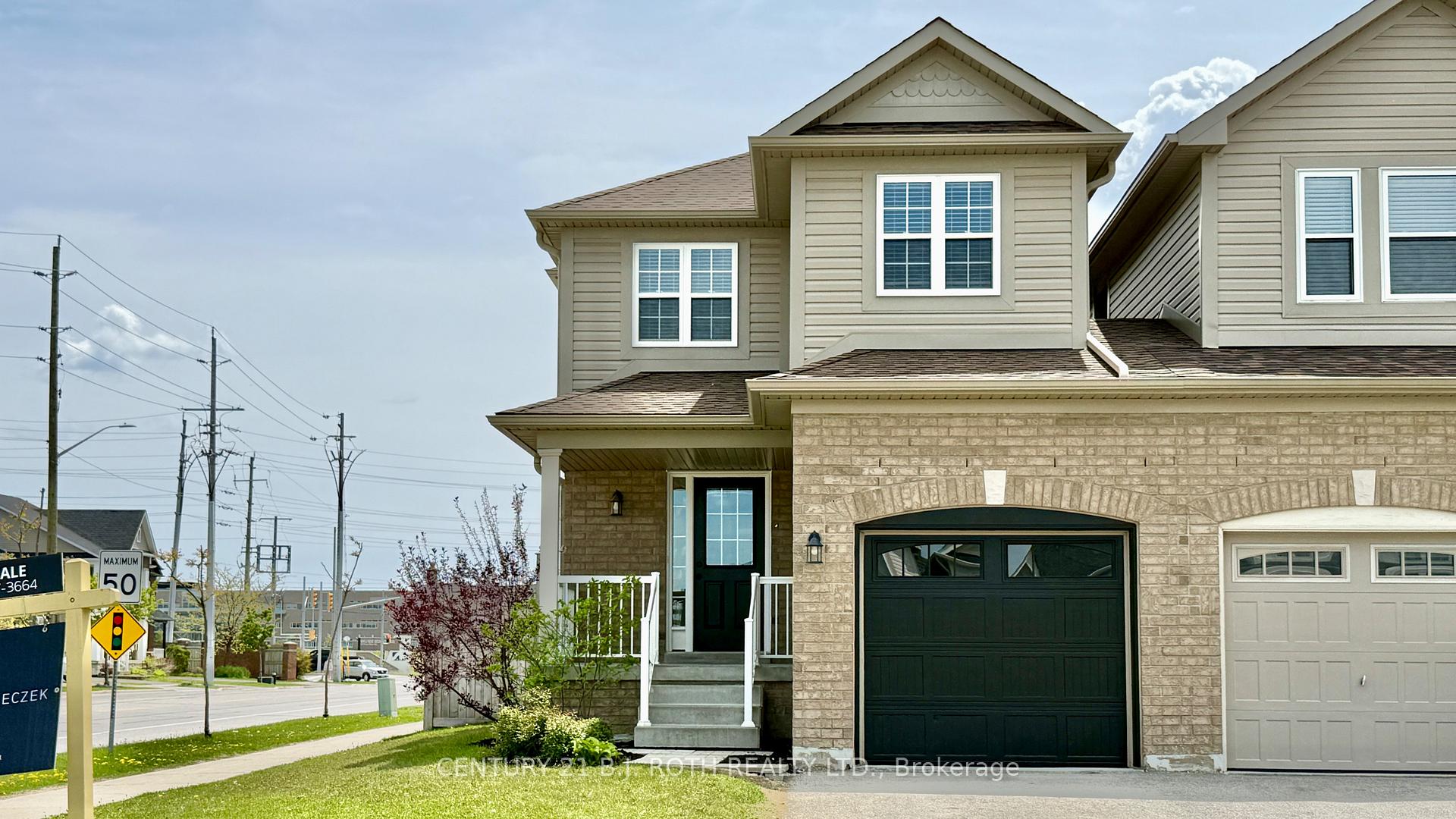 Photo 2 of 114 Majesty Boulevard, Barrie, Innis-Shore — HOMEH