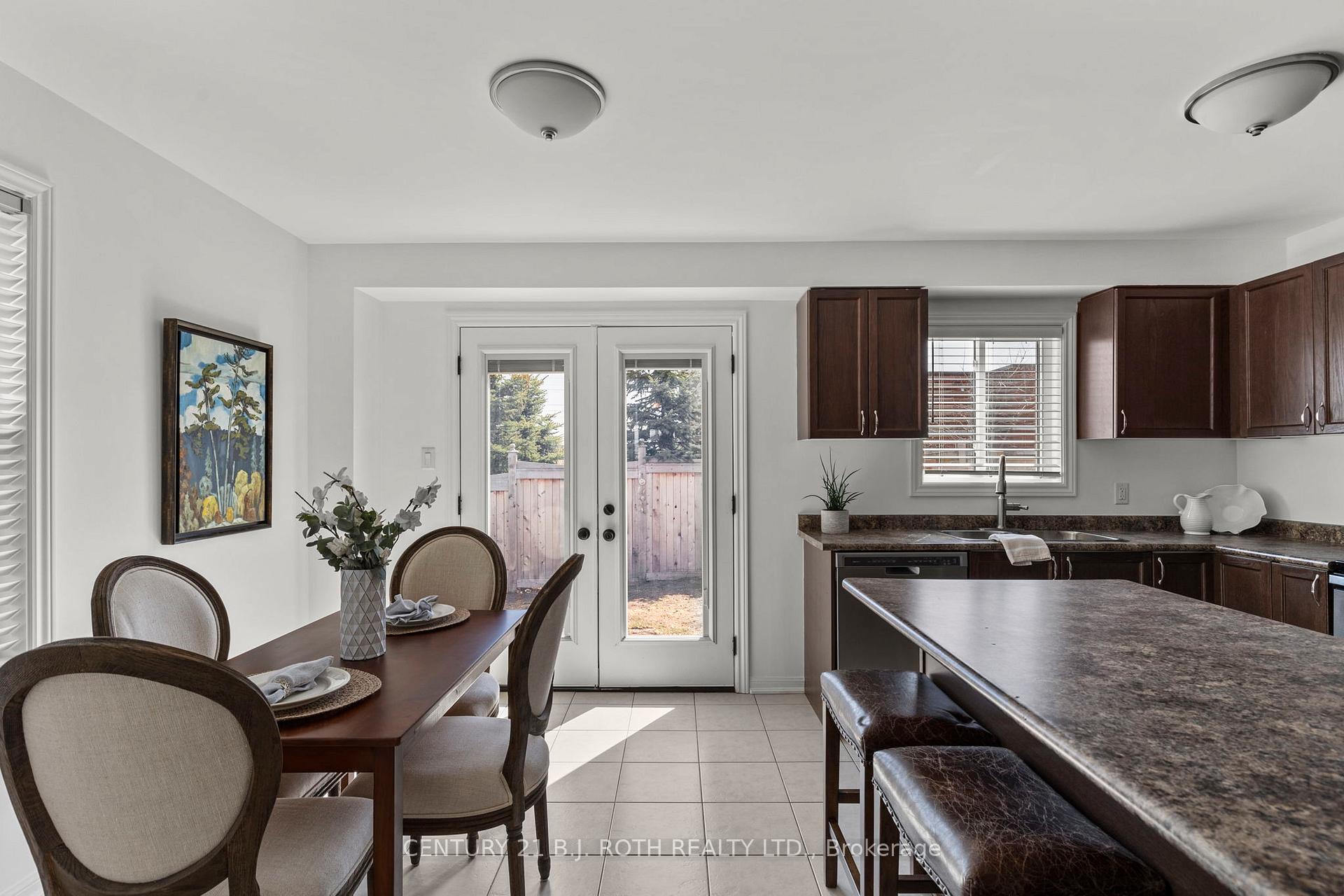 Photo 18 of 114 Majesty Boulevard, Barrie, Innis-Shore — HOMEH