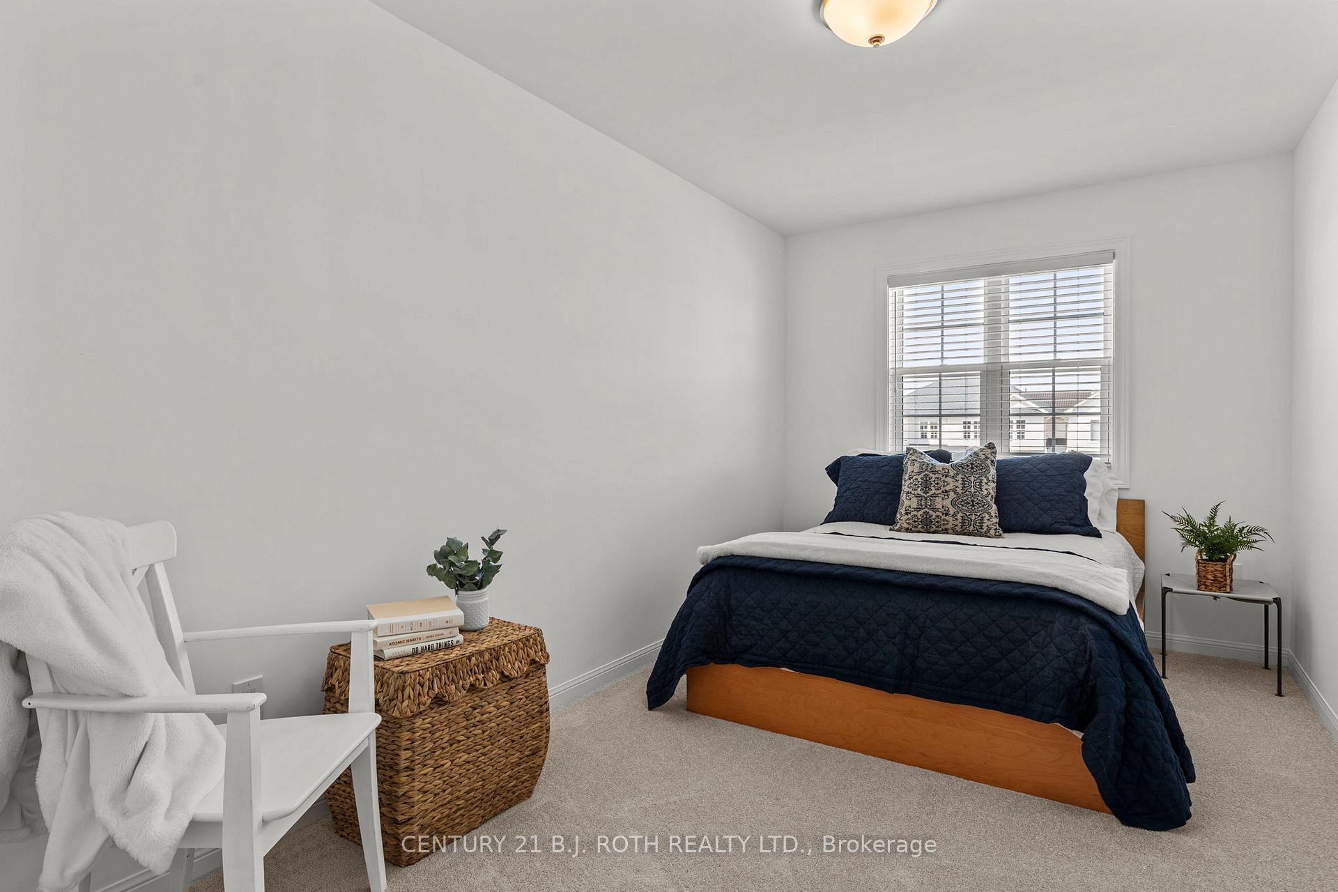 Photo 23 of 114 Majesty Boulevard, Barrie, Innis-Shore — HOMEH