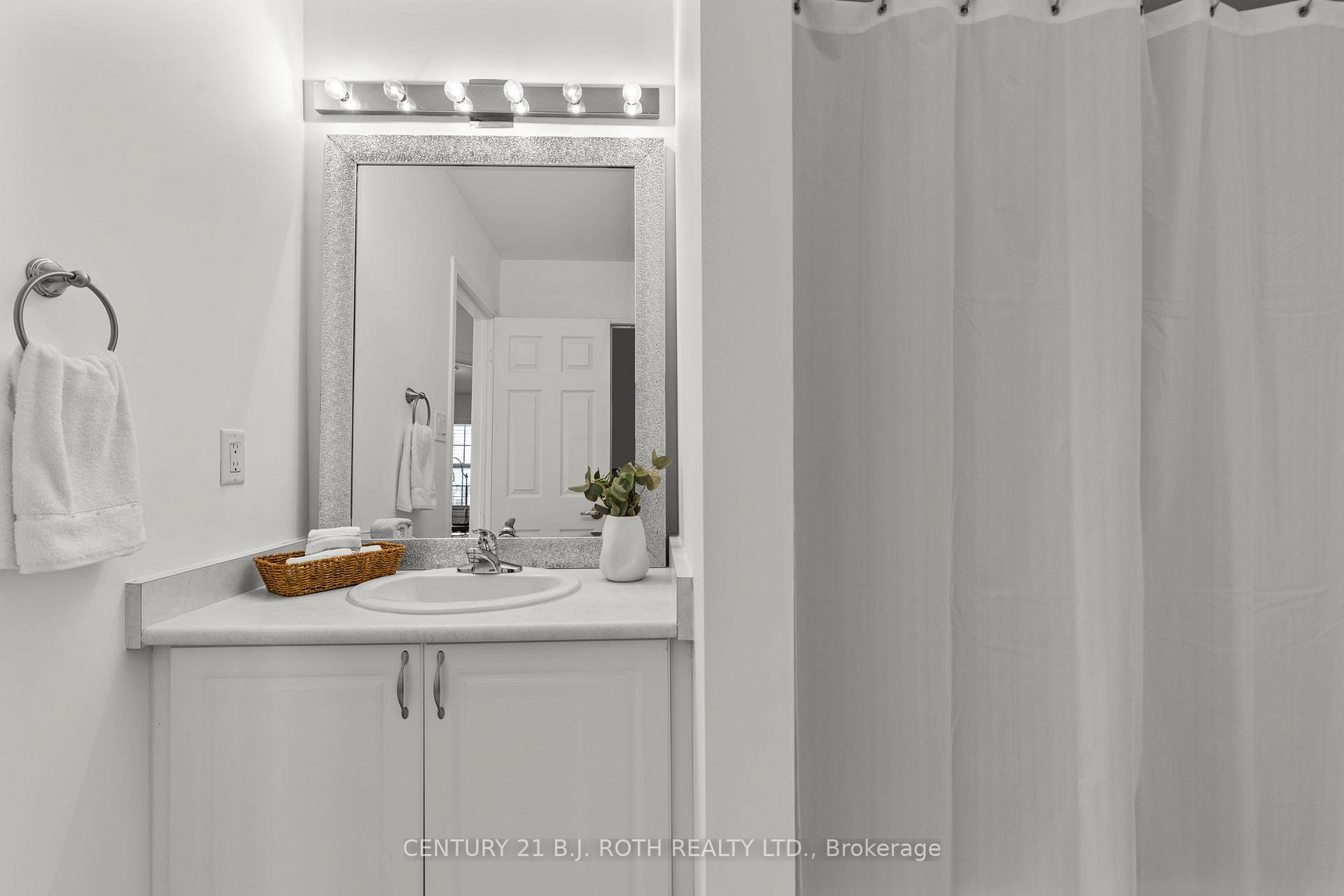 Photo 25 of 114 Majesty Boulevard, Barrie, Innis-Shore — HOMEH