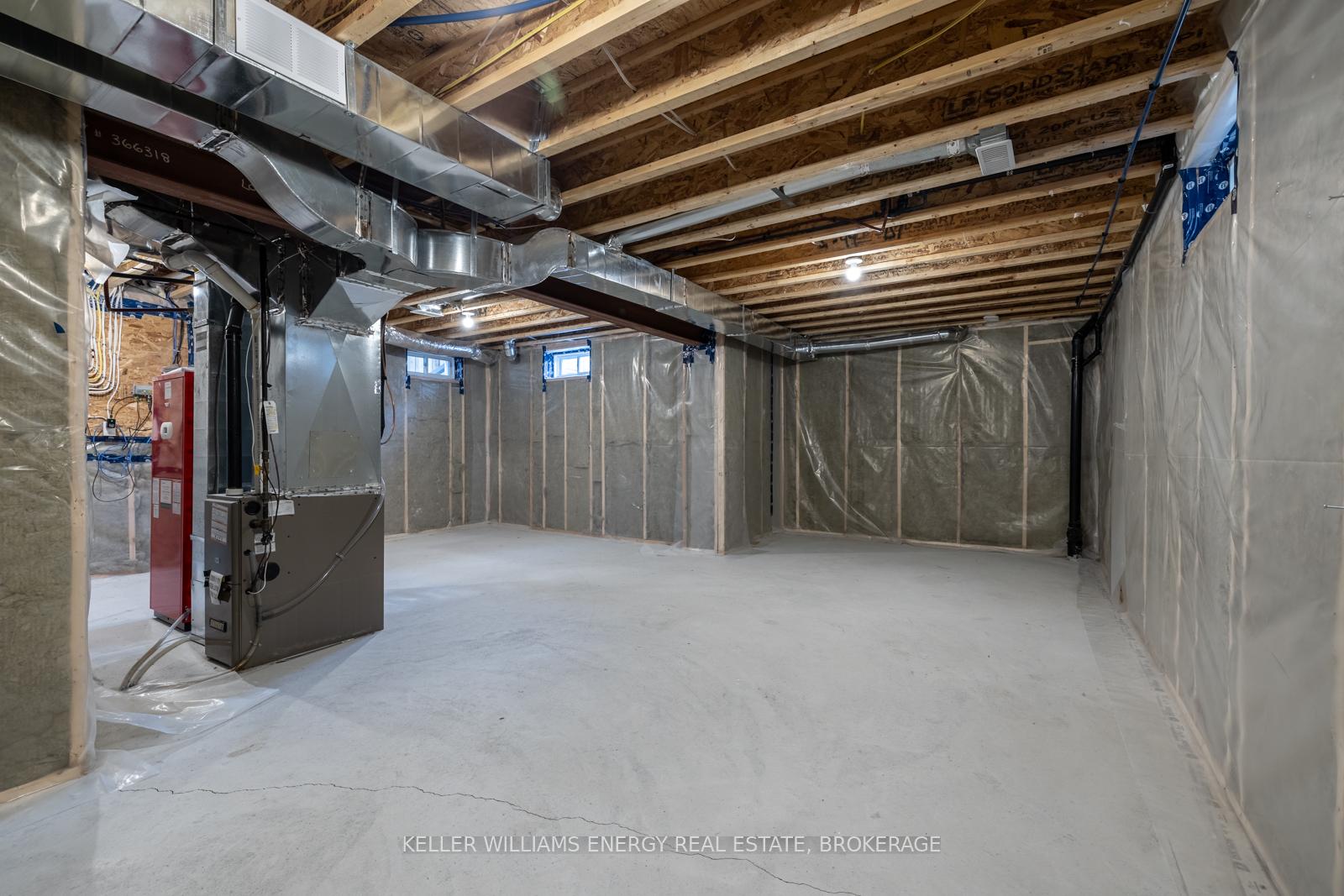 Photo 29 of 38 Thomas Bird Street, Clarington, Bowmanville — HOMEH