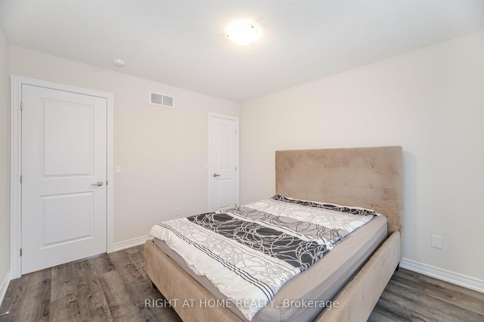 Photo 24 of Unit 44, 19 Picardy Drive, Hamilton, Stoney Creek Mountain — HOMEH