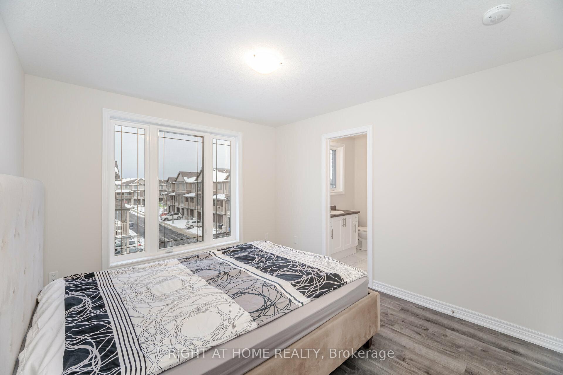Photo 25 of Unit 44, 19 Picardy Drive, Hamilton, Stoney Creek Mountain — HOMEH