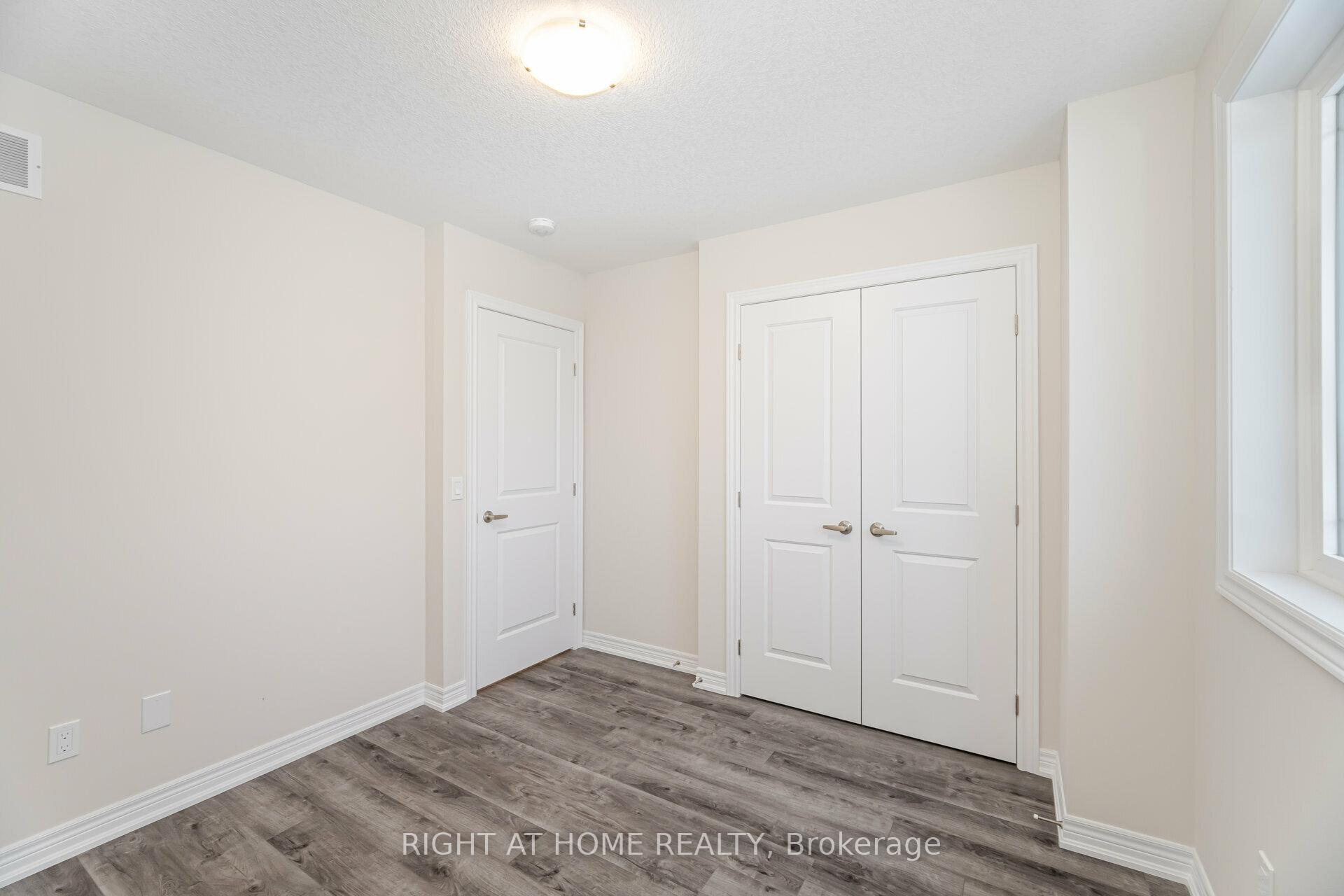 Photo 32 of Unit 44, 19 Picardy Drive, Hamilton, Stoney Creek Mountain — HOMEH