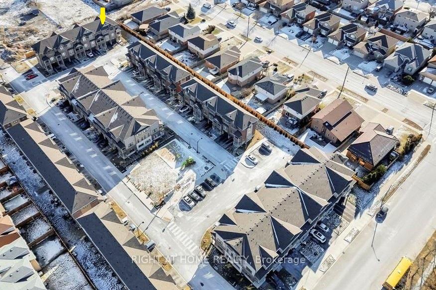 Photo 39 of Unit 44, 19 Picardy Drive, Hamilton, Stoney Creek Mountain — HOMEH