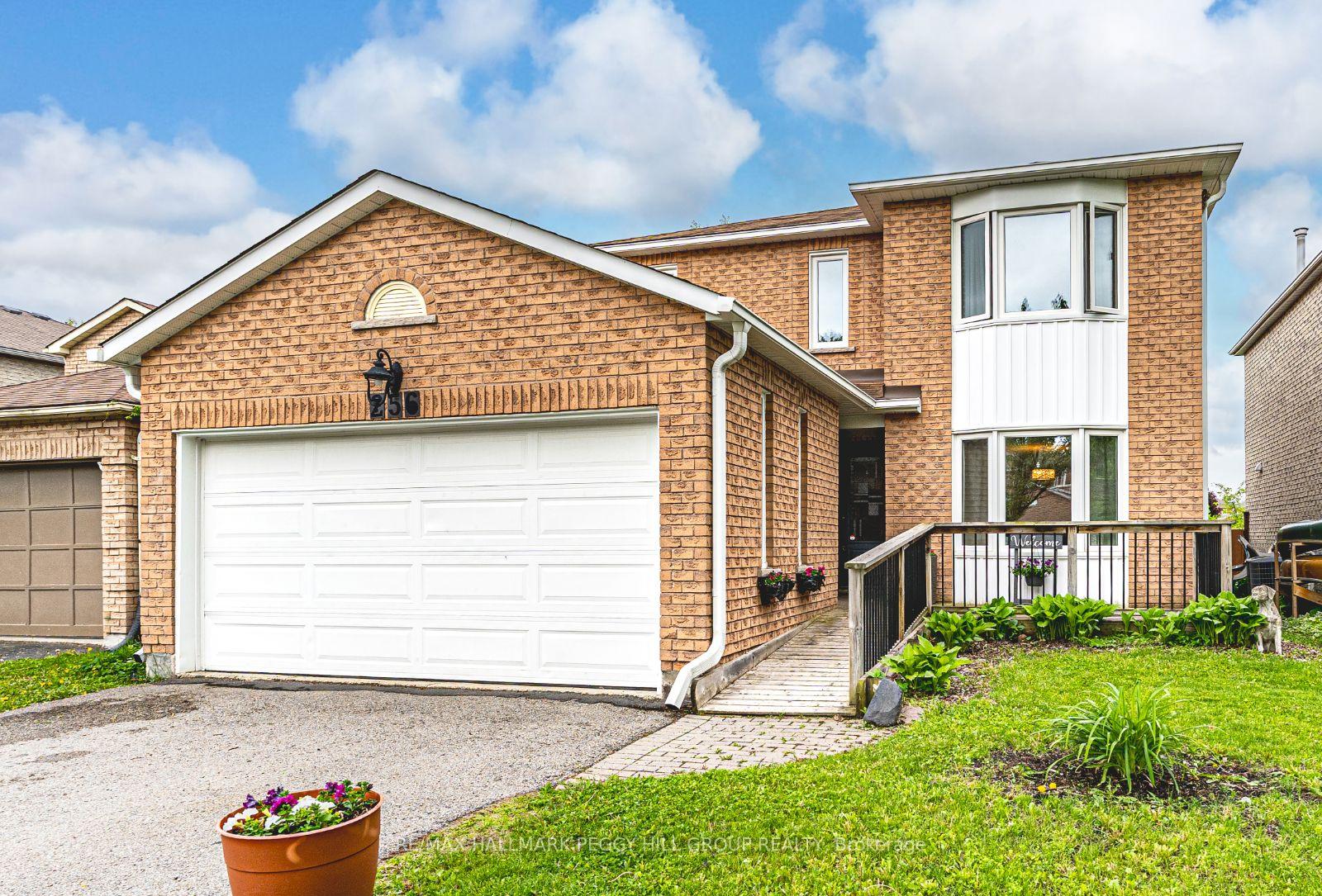 Front of 256 Hickling Trail