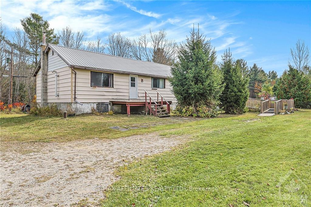 Photo 1 of 3148 Long Lake Road, Frontenac, Frontenac Centre — HOMEH