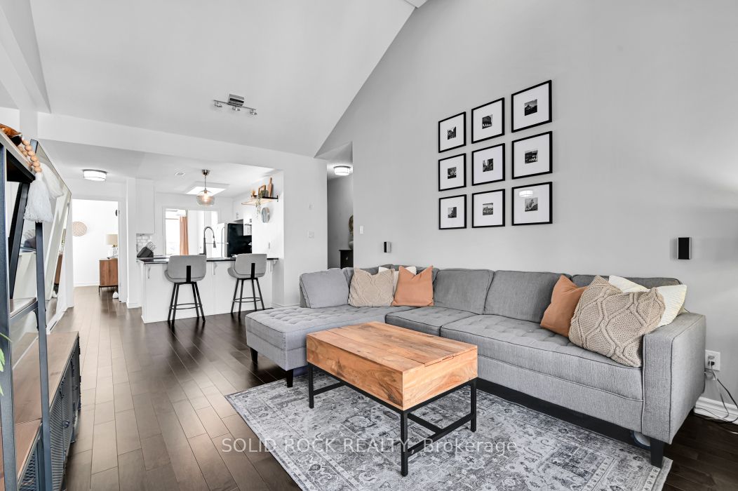 Photo 2 of Unit G, 19 Tadley Private, Ottawa, Barrhaven - Longfields — HOMEH