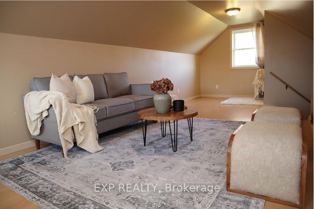 Photo 4 of 54221 Talbot Line, Bayham, Rural Bayham — HOMEH