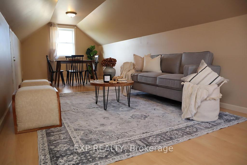 Photo 5 of 54221 Talbot Line, Bayham, Rural Bayham — HOMEH