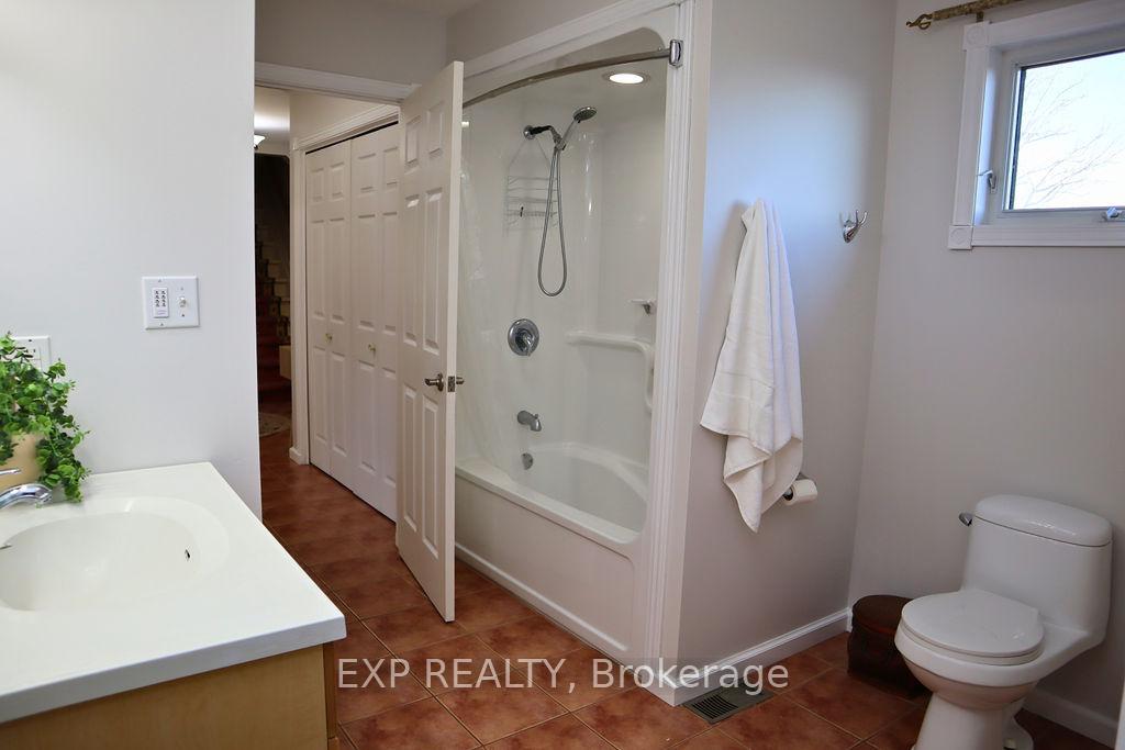 Photo 11 of 54221 Talbot Line, Bayham, Rural Bayham — HOMEH