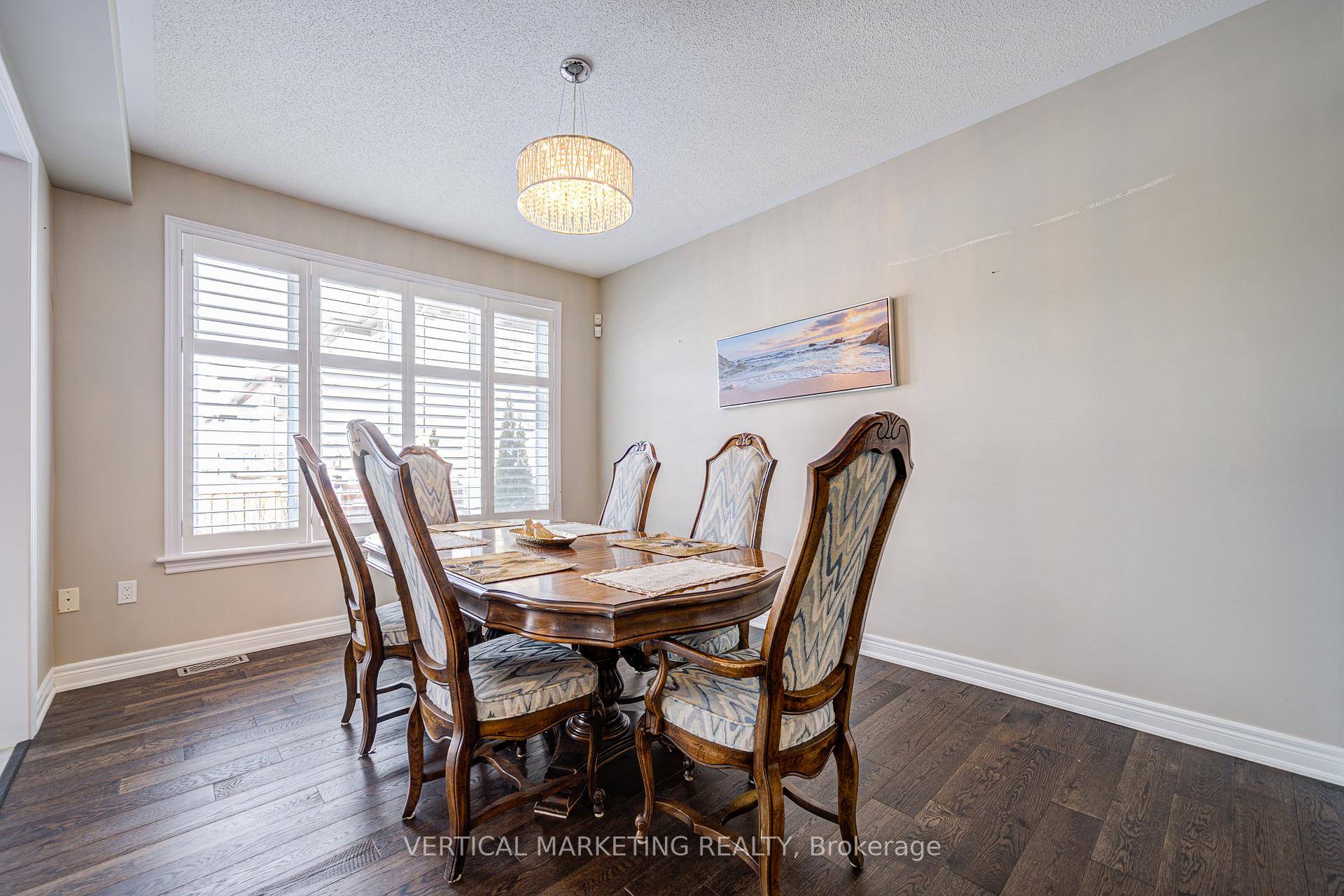 Photo 10 of 119 Hazelton Avenue W, Hamilton, Sheldon — HOMEH
