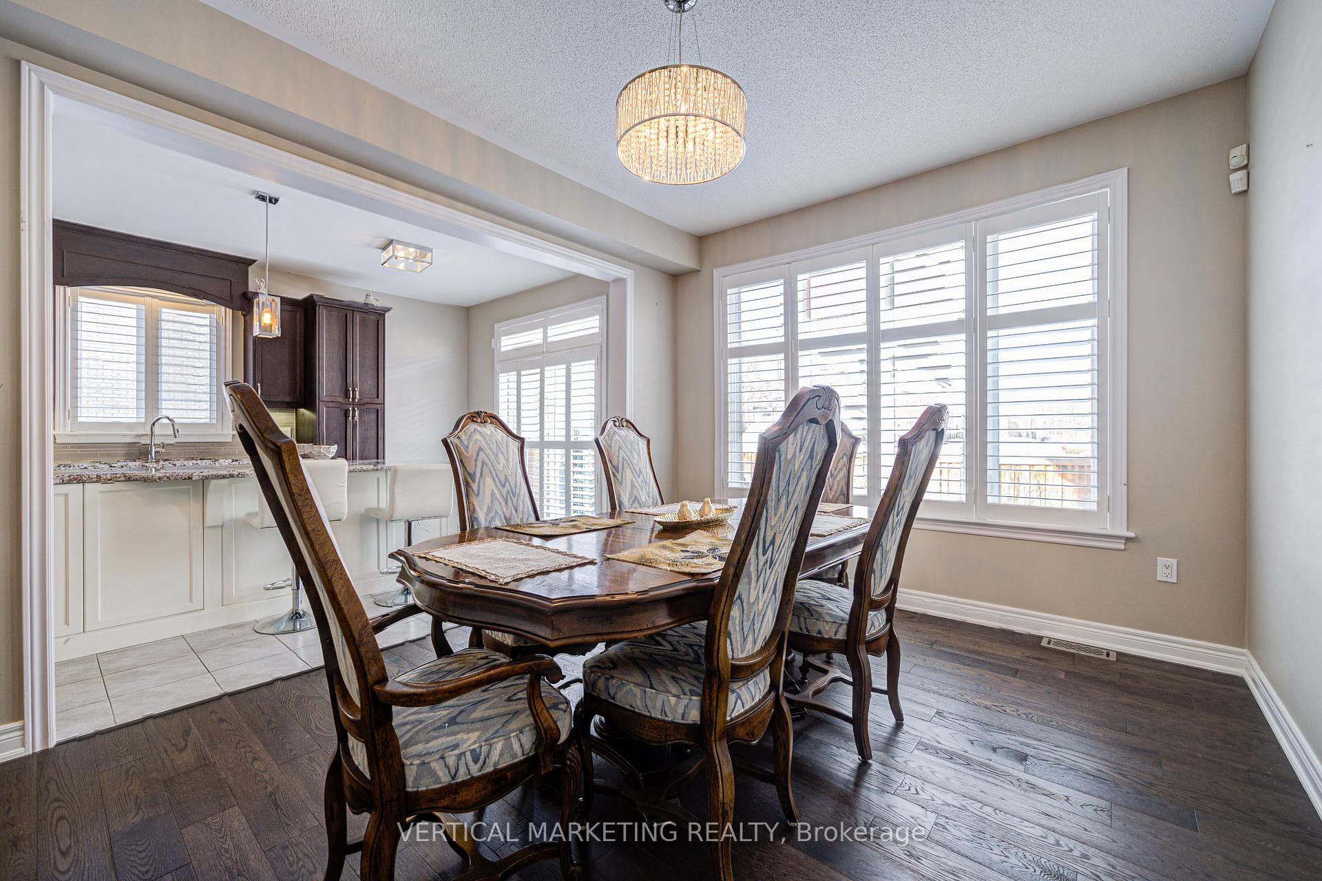 Photo 11 of 119 Hazelton Avenue W, Hamilton, Sheldon — HOMEH