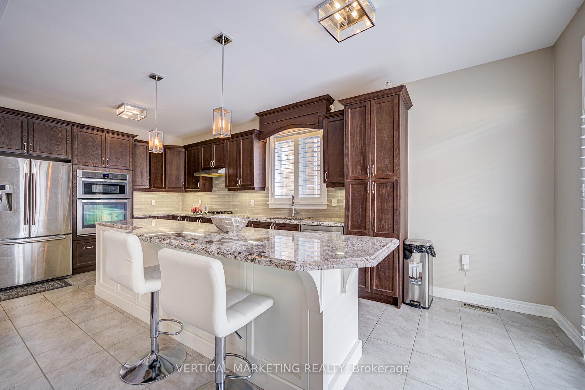 Photo 14 of 119 Hazelton Avenue W, Hamilton, Sheldon — HOMEH