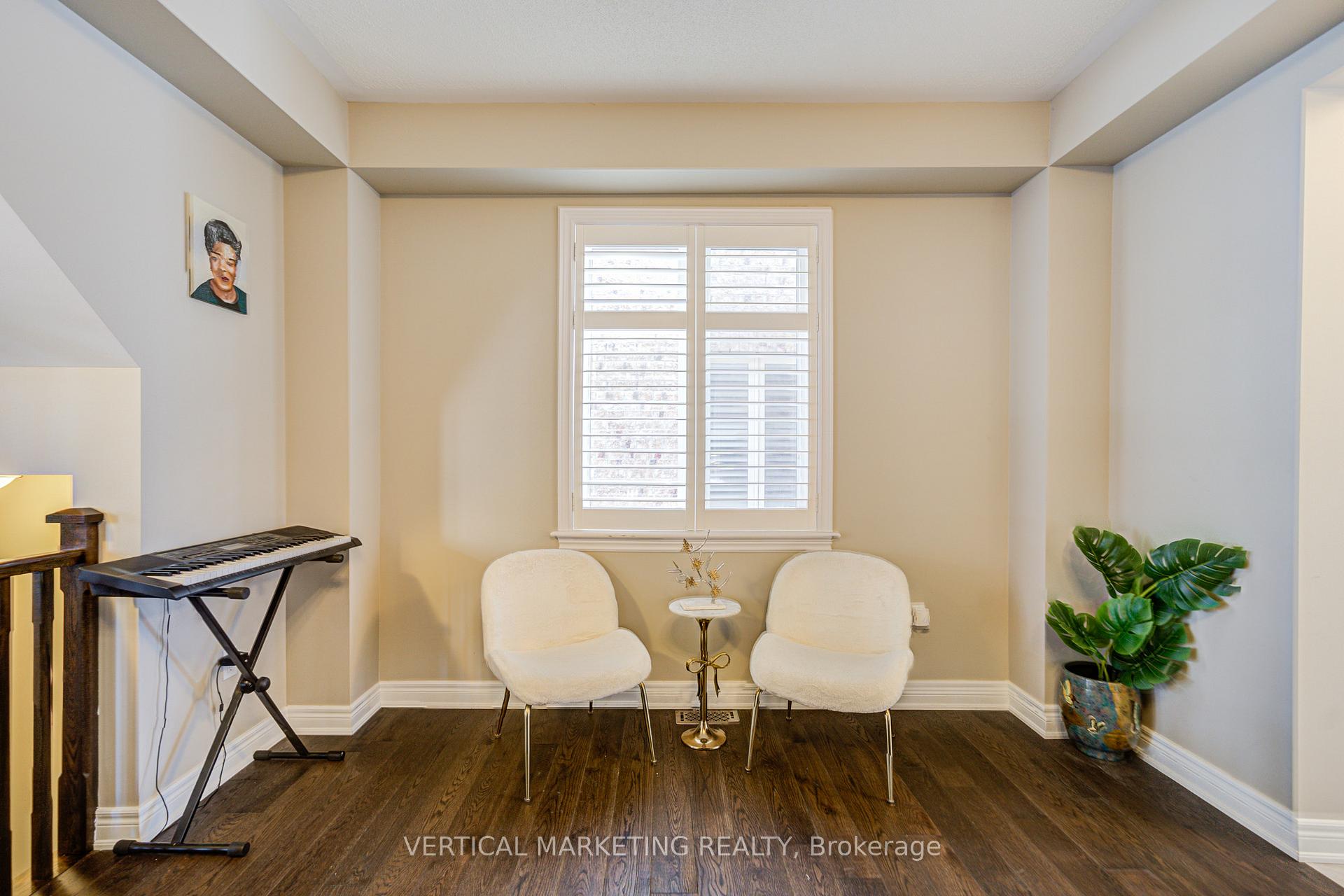 Photo 18 of 119 Hazelton Avenue W, Hamilton, Sheldon — HOMEH