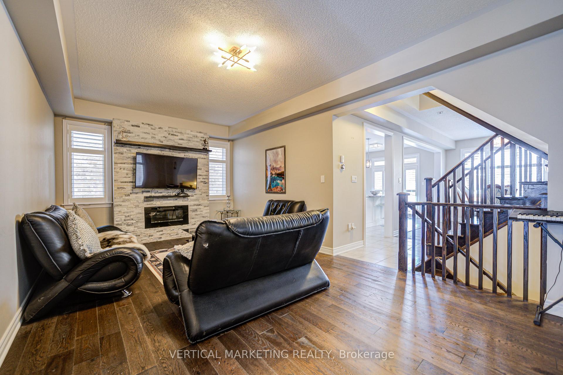 Photo 38 of 119 Hazelton Avenue W, Hamilton, Sheldon — HOMEH