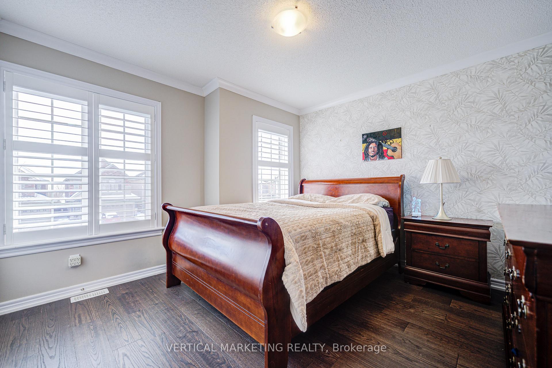Photo 45 of 119 Hazelton Avenue W, Hamilton, Sheldon — HOMEH