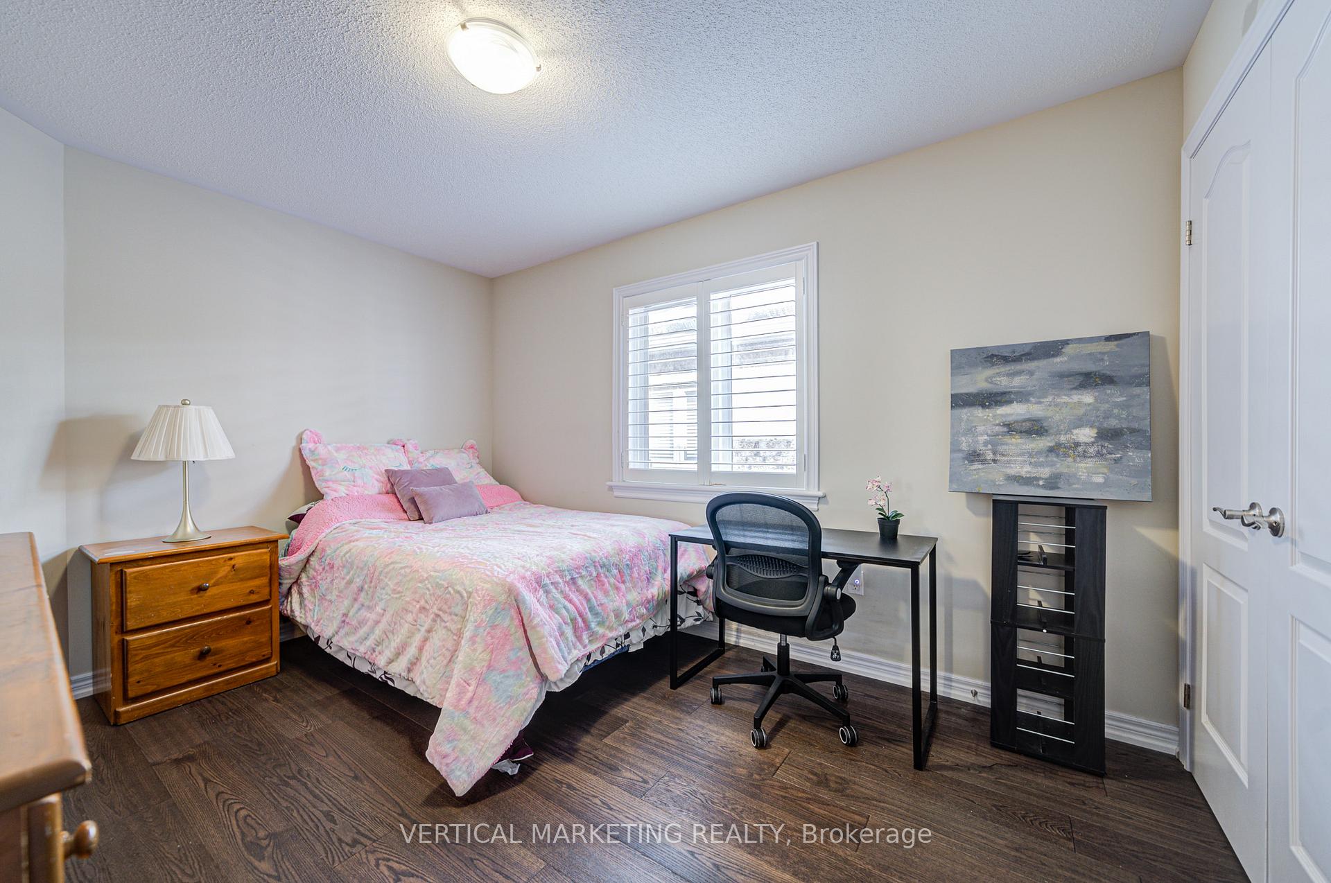 Photo 55 of 119 Hazelton Avenue W, Hamilton, Sheldon — HOMEH