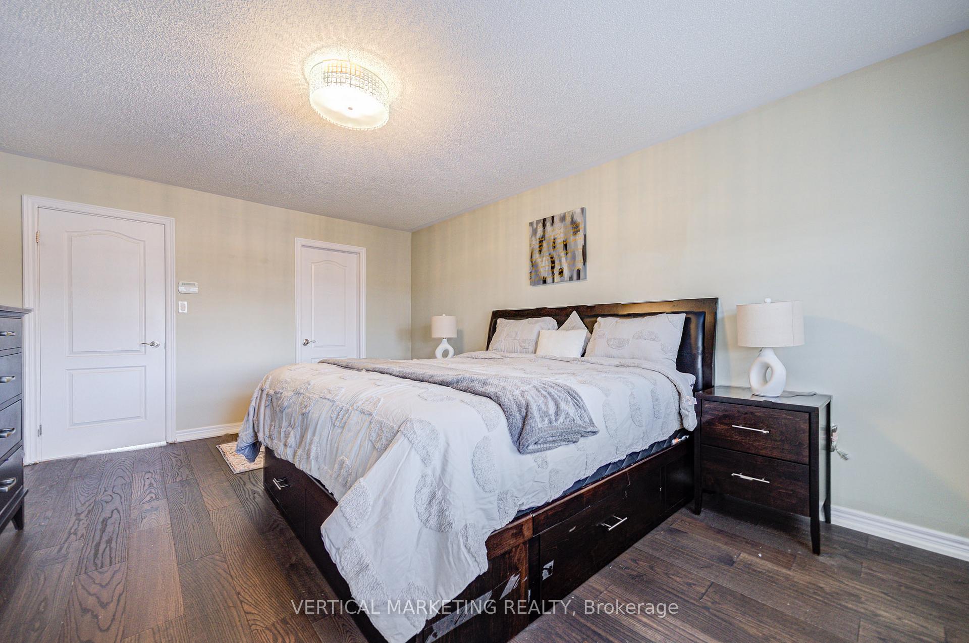Photo 81 of 119 Hazelton Avenue W, Hamilton, Sheldon — HOMEH