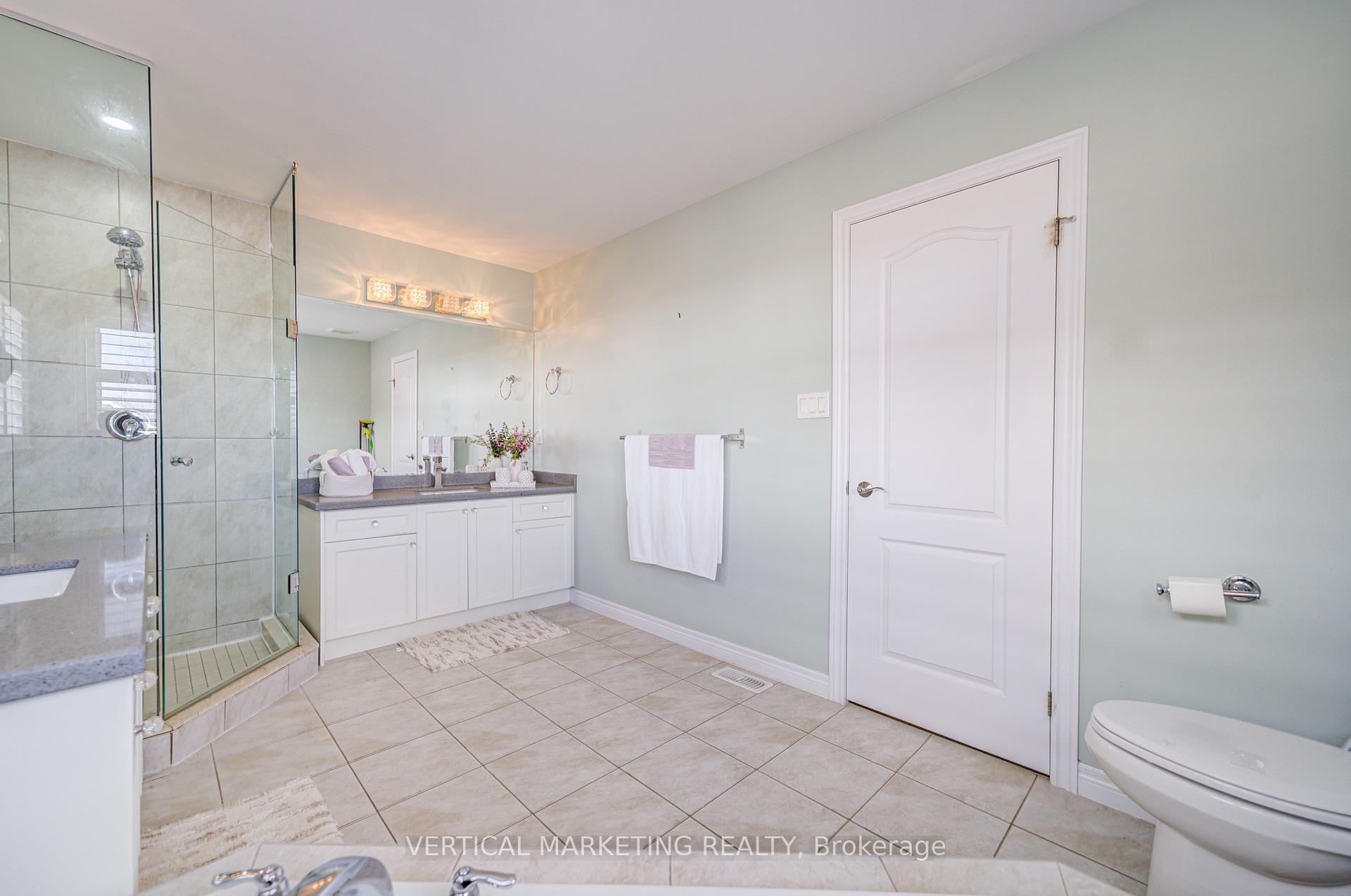 Photo 83 of 119 Hazelton Avenue W, Hamilton, Sheldon — HOMEH