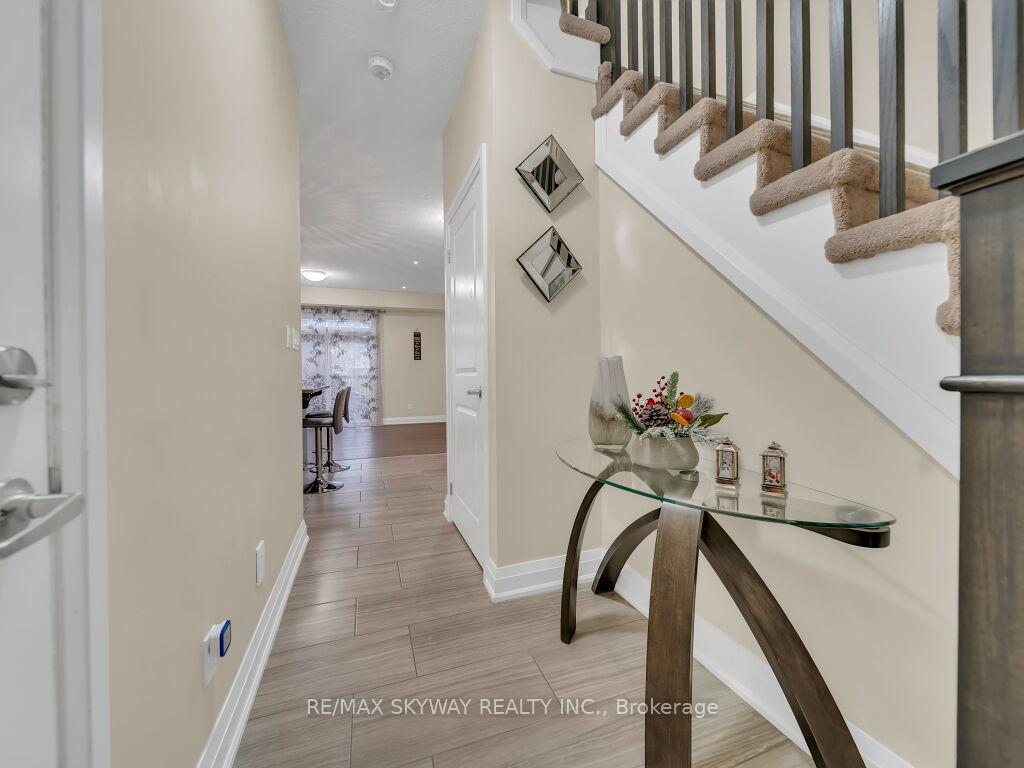 Photo 4 of 150 Law Drive, Guelph, Grange Road — HOMEH