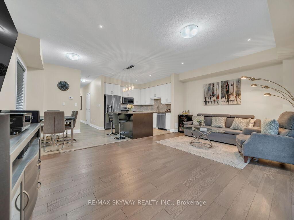 Photo 6 of 150 Law Drive, Guelph, Grange Road — HOMEH