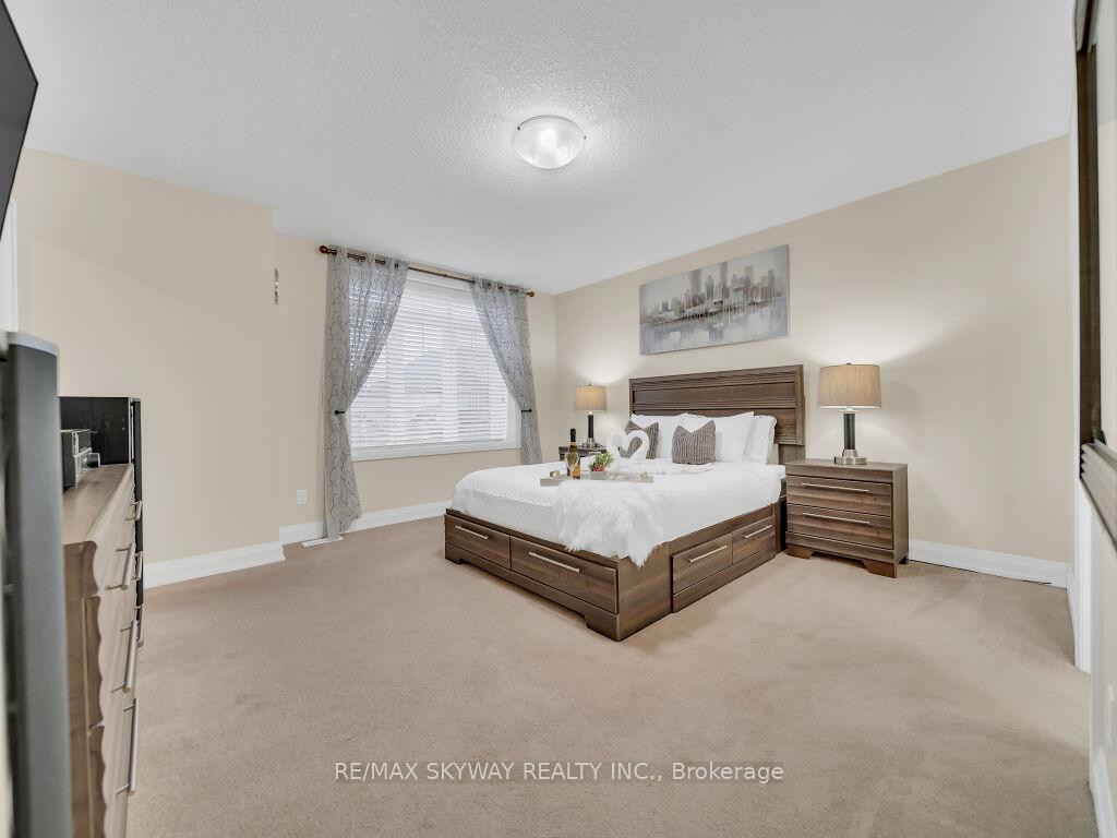 Photo 17 of 150 Law Drive, Guelph, Grange Road — HOMEH