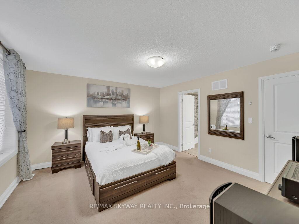 Photo 19 of 150 Law Drive, Guelph, Grange Road — HOMEH