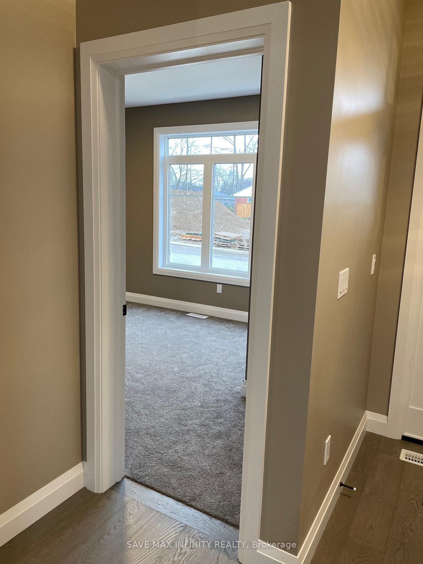 Photo 3 of Unit 20, 68 Cedar Street, Brant, Paris — HOMEH