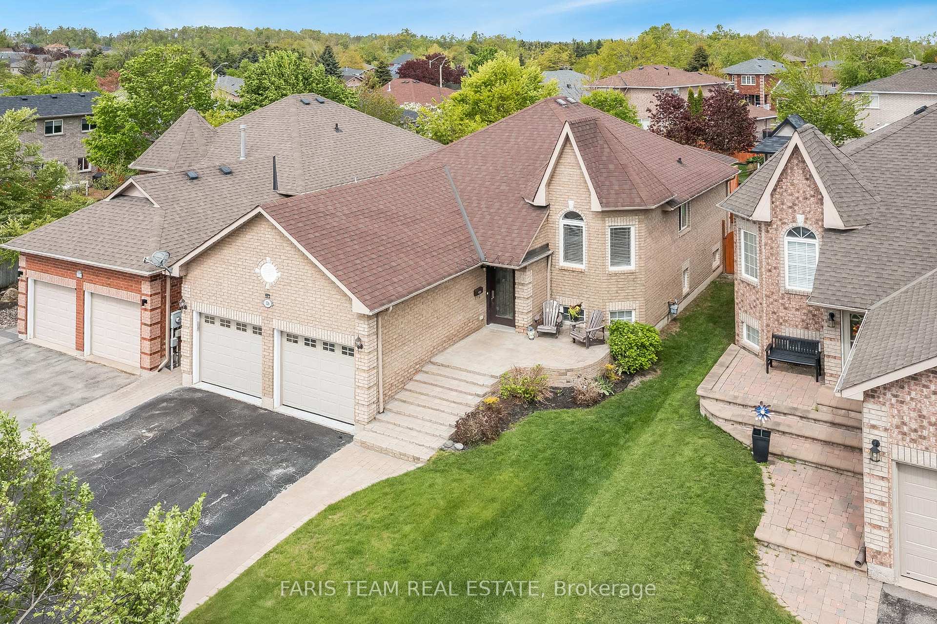 Photo 1 of 126 Hanmer Street E, Barrie, East Bayfield — HOMEH