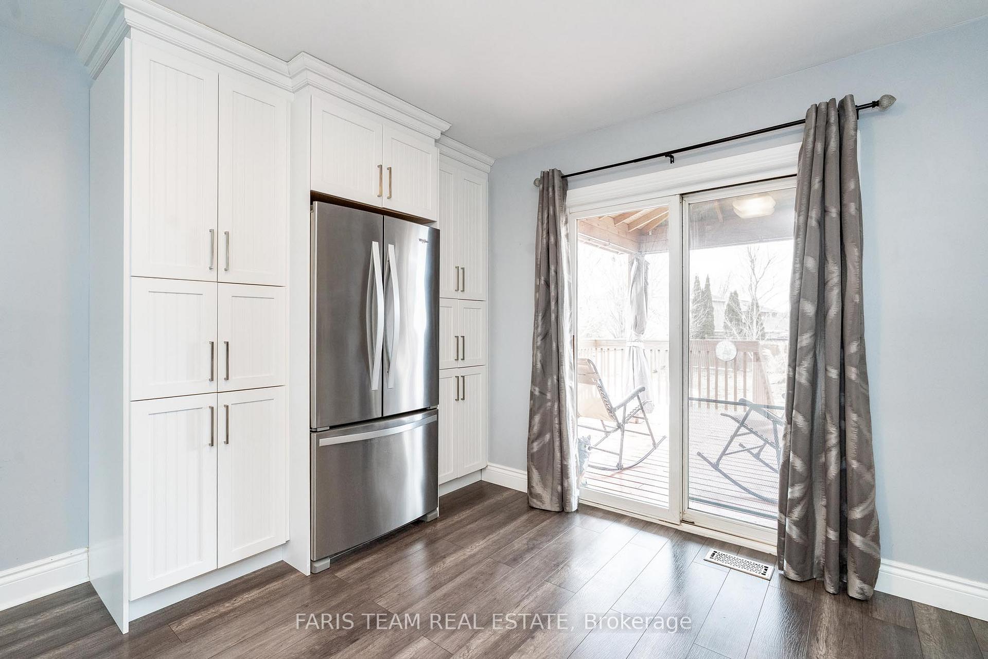 Photo 7 of 126 Hanmer Street E, Barrie, East Bayfield — HOMEH