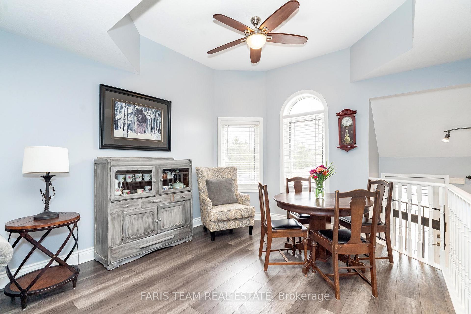 Photo 8 of 126 Hanmer Street E, Barrie, East Bayfield — HOMEH