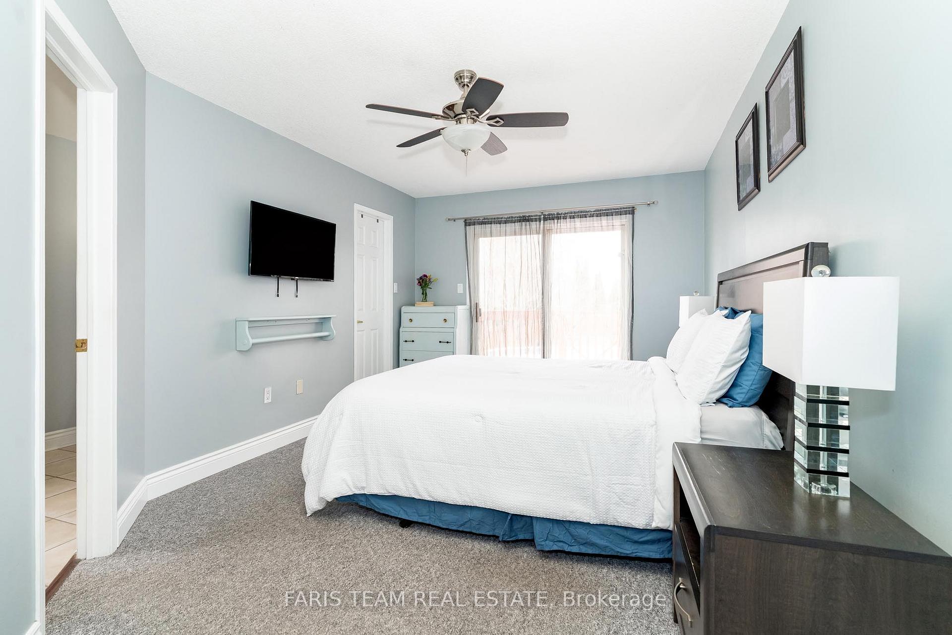 Photo 13 of 126 Hanmer Street E, Barrie, East Bayfield — HOMEH