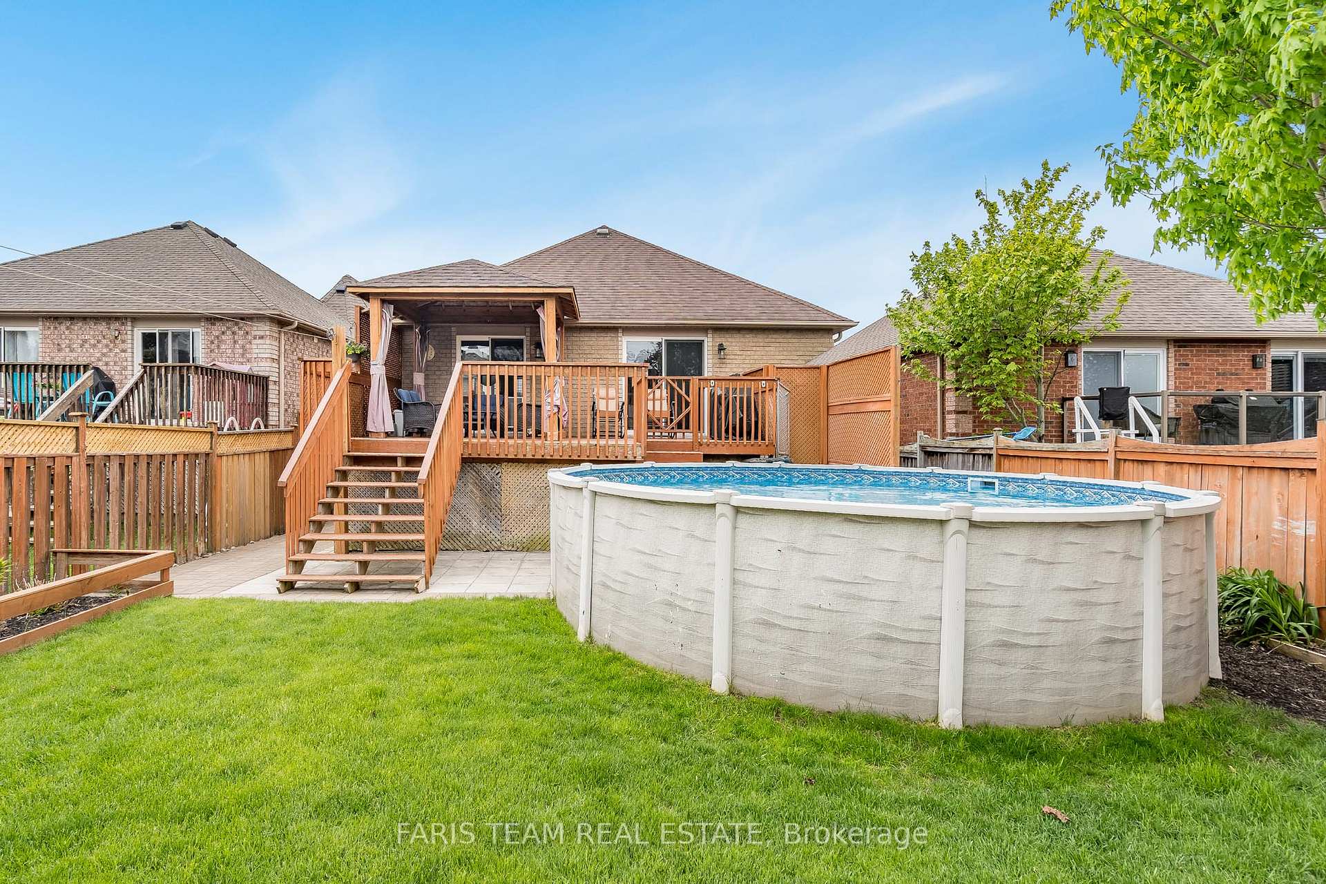 Photo 25 of 126 Hanmer Street E, Barrie, East Bayfield — HOMEH
