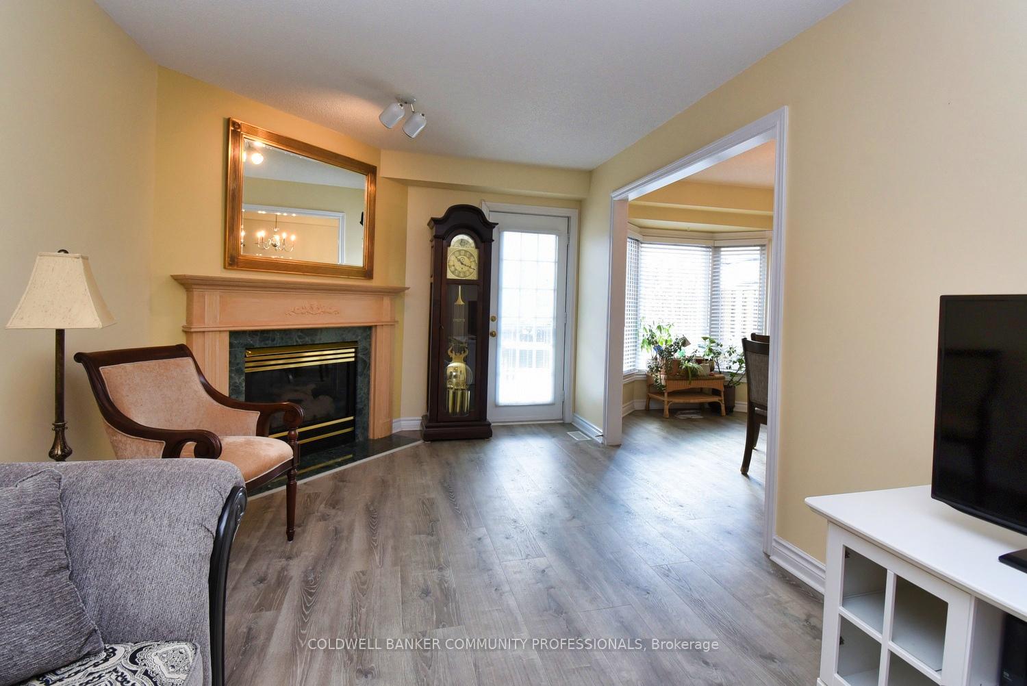 Photo 8 of 151 Dicenzo Drive, Hamilton, Ryckmans — HOMEH