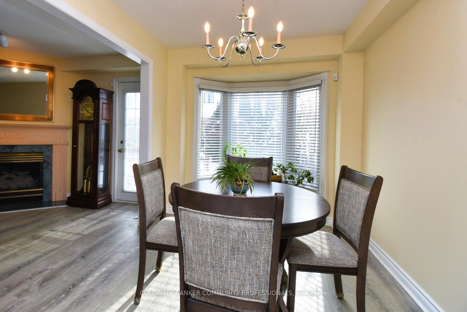 Photo 11 of 151 Dicenzo Drive, Hamilton, Ryckmans — HOMEH