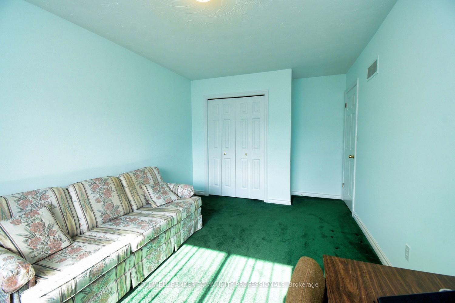 Photo 26 of 151 Dicenzo Drive, Hamilton, Ryckmans — HOMEH
