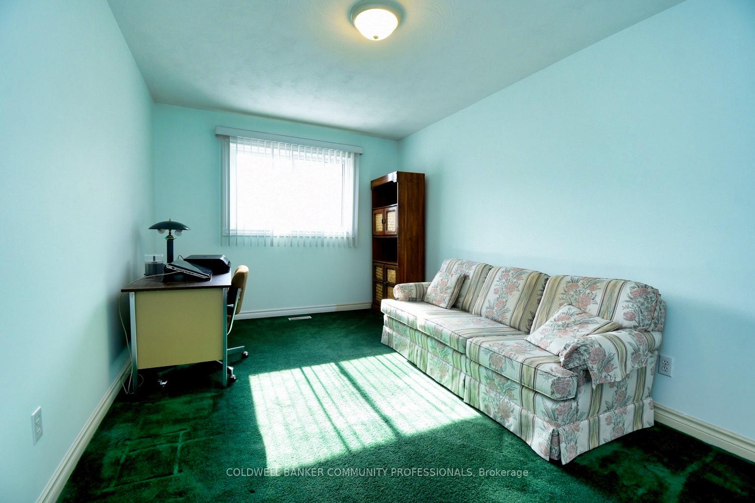 Photo 27 of 151 Dicenzo Drive, Hamilton, Ryckmans — HOMEH