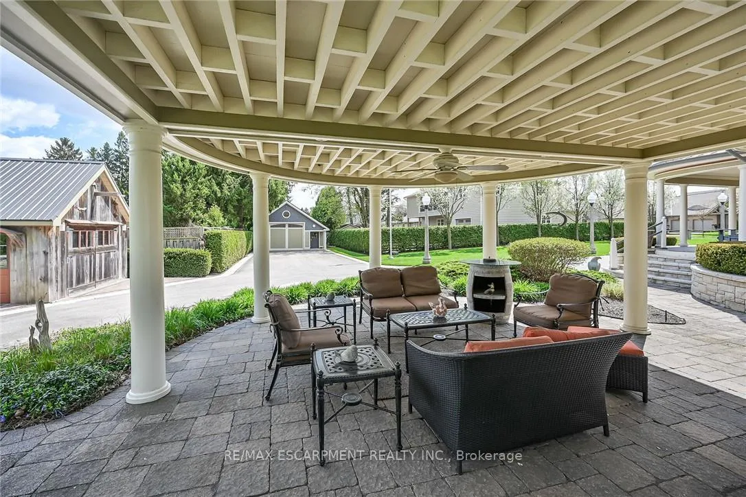 Photo 44 of 285 Hamilton Drive, Hamilton, Ancaster — HOMEH