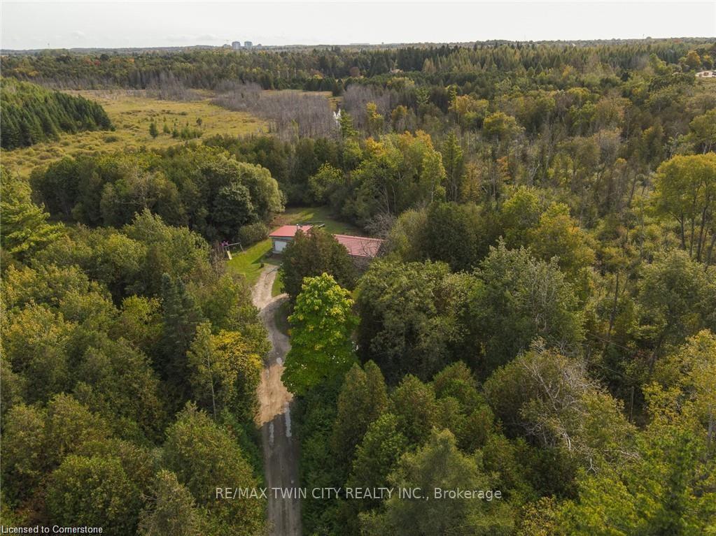 Photo 4 of 721 Stone Road E, Guelph, York/Watson Industrial Park — HOMEH