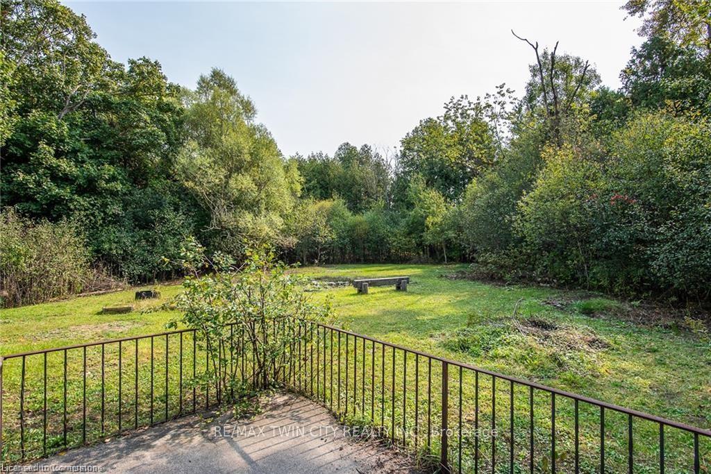Photo 21 of 721 Stone Road E, Guelph, York/Watson Industrial Park — HOMEH