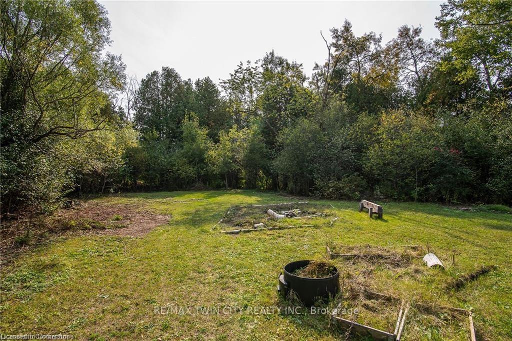 Photo 23 of 721 Stone Road E, Guelph, York/Watson Industrial Park — HOMEH