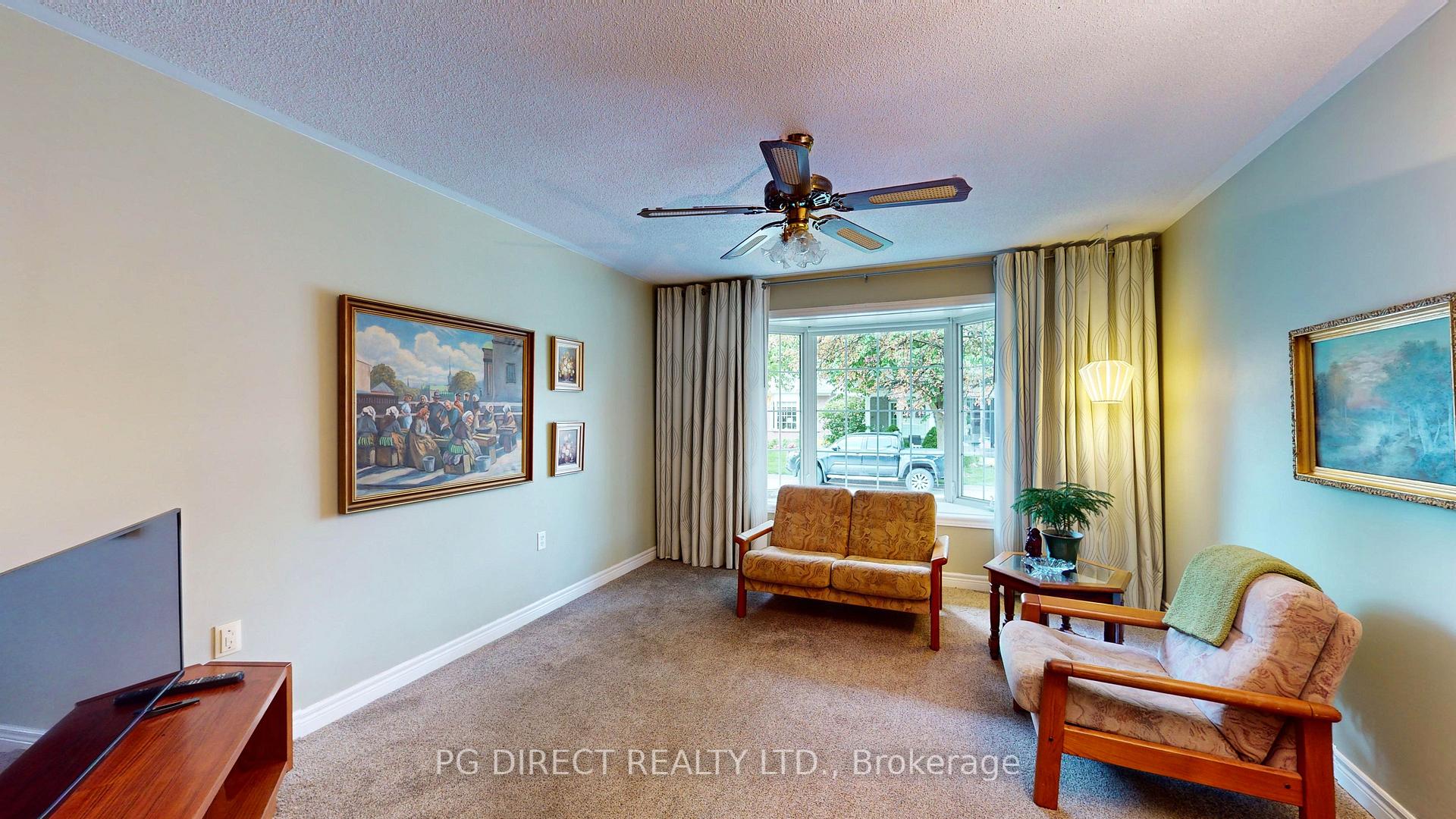 Photo 9 of 6 White Pine Way, Guelph, Village By The Arboretum — HOMEH