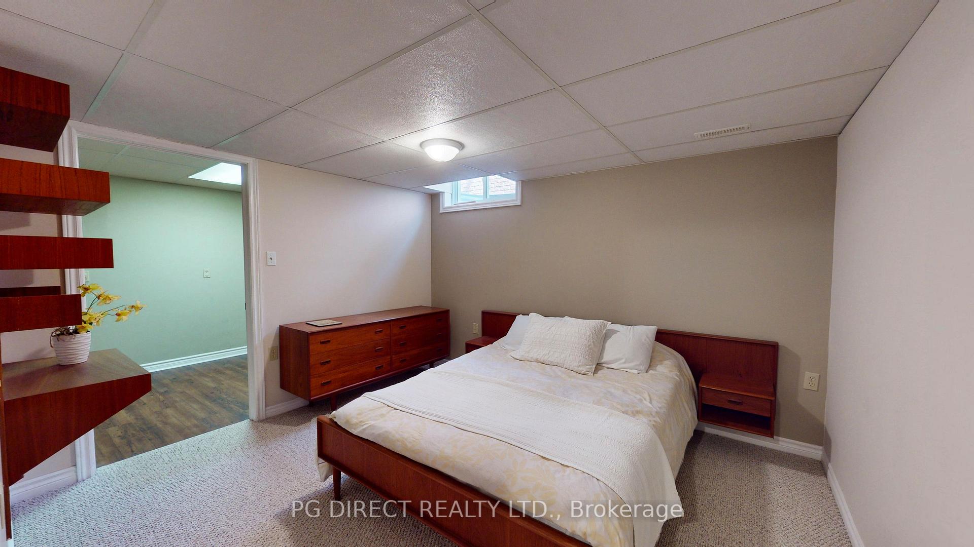 Photo 12 of 6 White Pine Way, Guelph, Village By The Arboretum — HOMEH