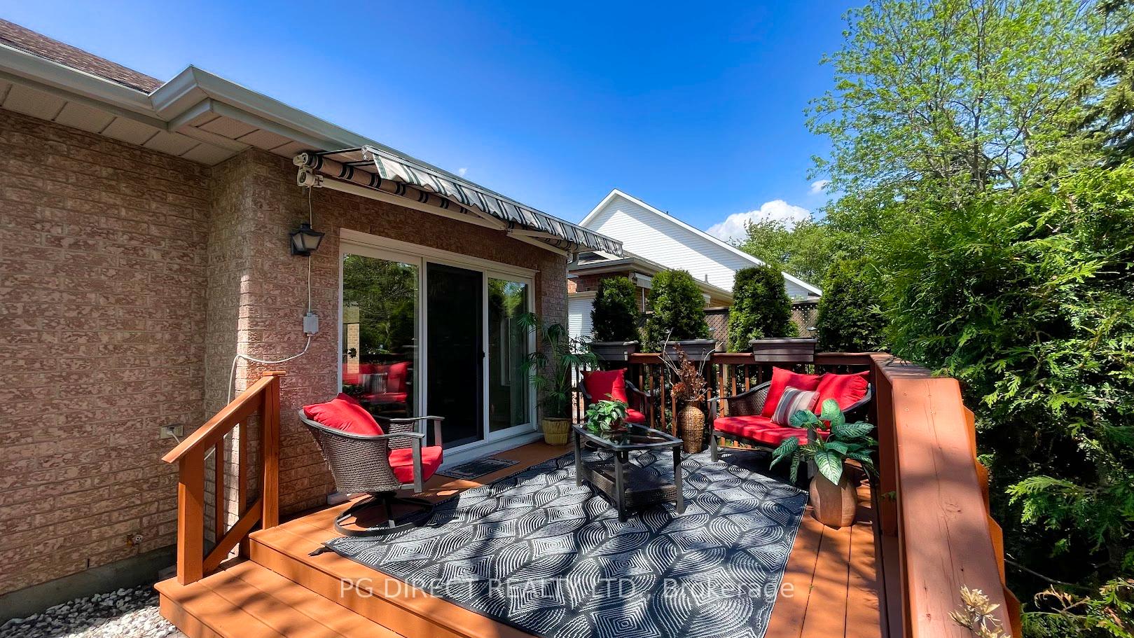 Photo 16 of 6 White Pine Way, Guelph, Village By The Arboretum — HOMEH