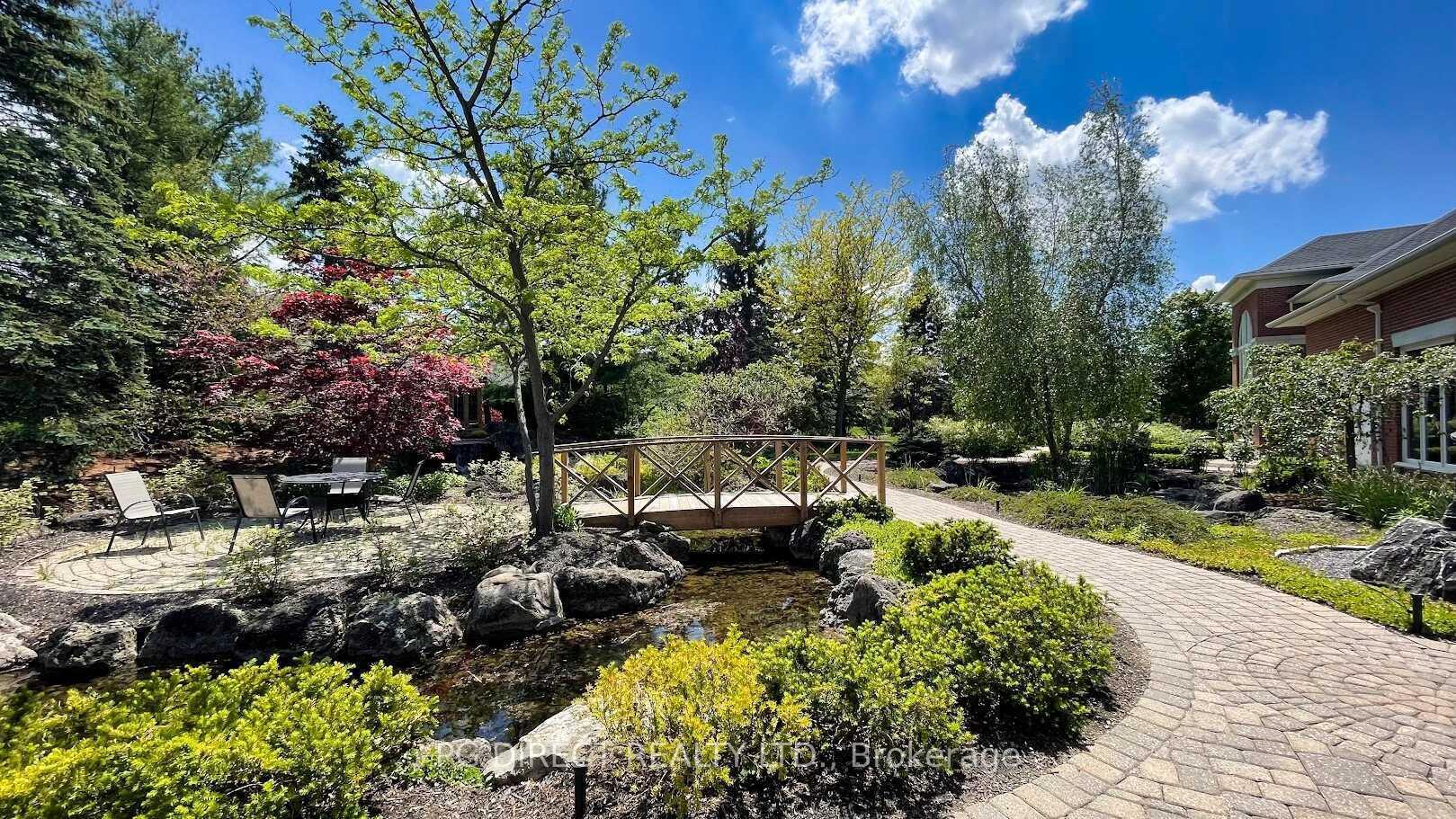 Photo 19 of 6 White Pine Way, Guelph, Village By The Arboretum — HOMEH