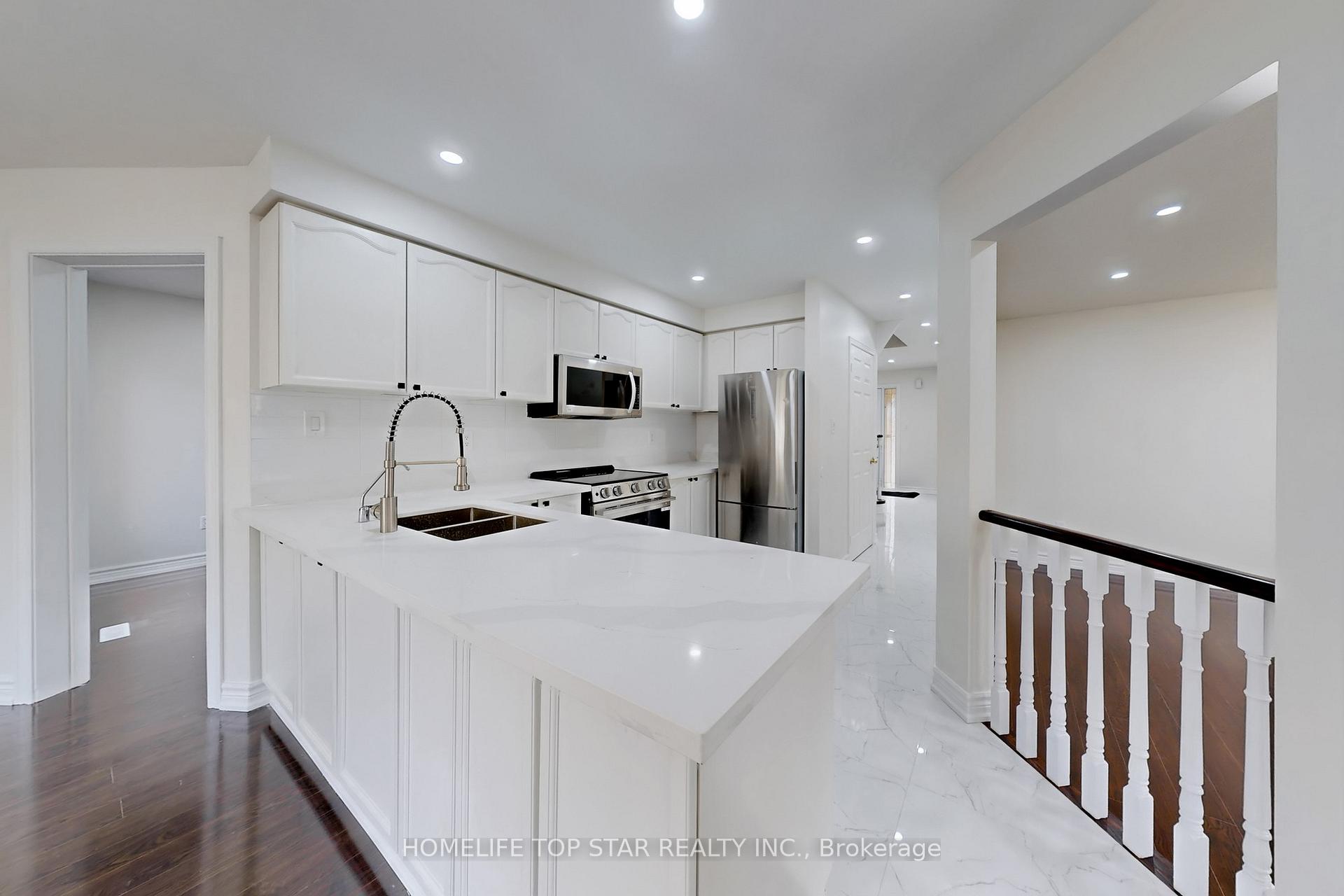 Photo 10 of 76 Burke Drive, Barrie, West Bayfield — HOMEH